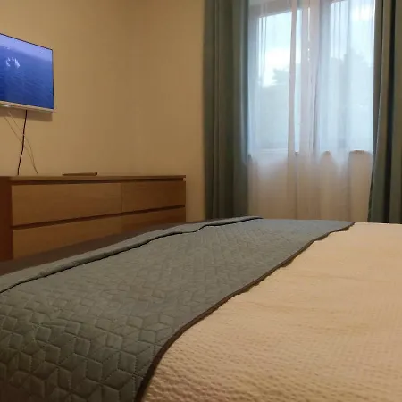 Star Apartment *